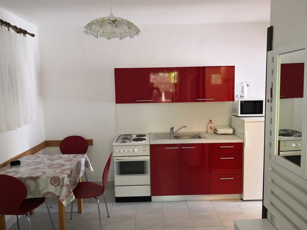 Apartments Anastazija パグ エクステリア 写真